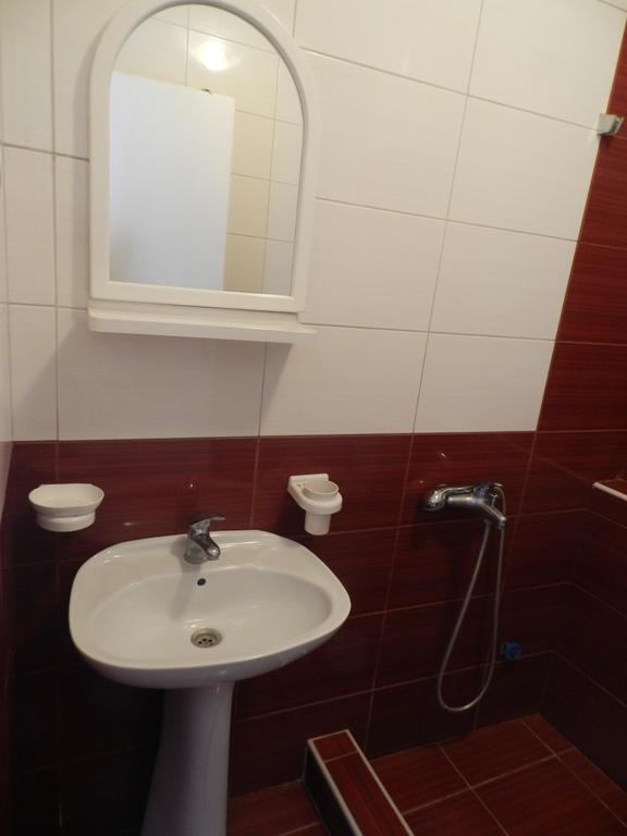 Apartment-Studio Downtown Dudanovi โอครีด ภายนอก รูปภาพ